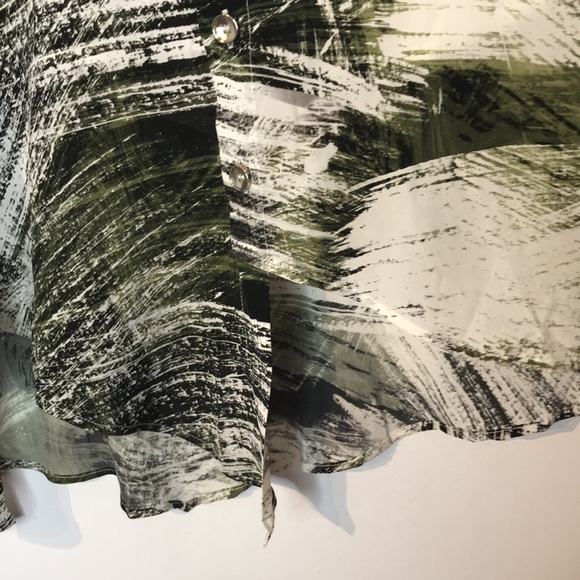 Lamarque Gaza palm buttons asymetric skirt - Picture 12 of 14